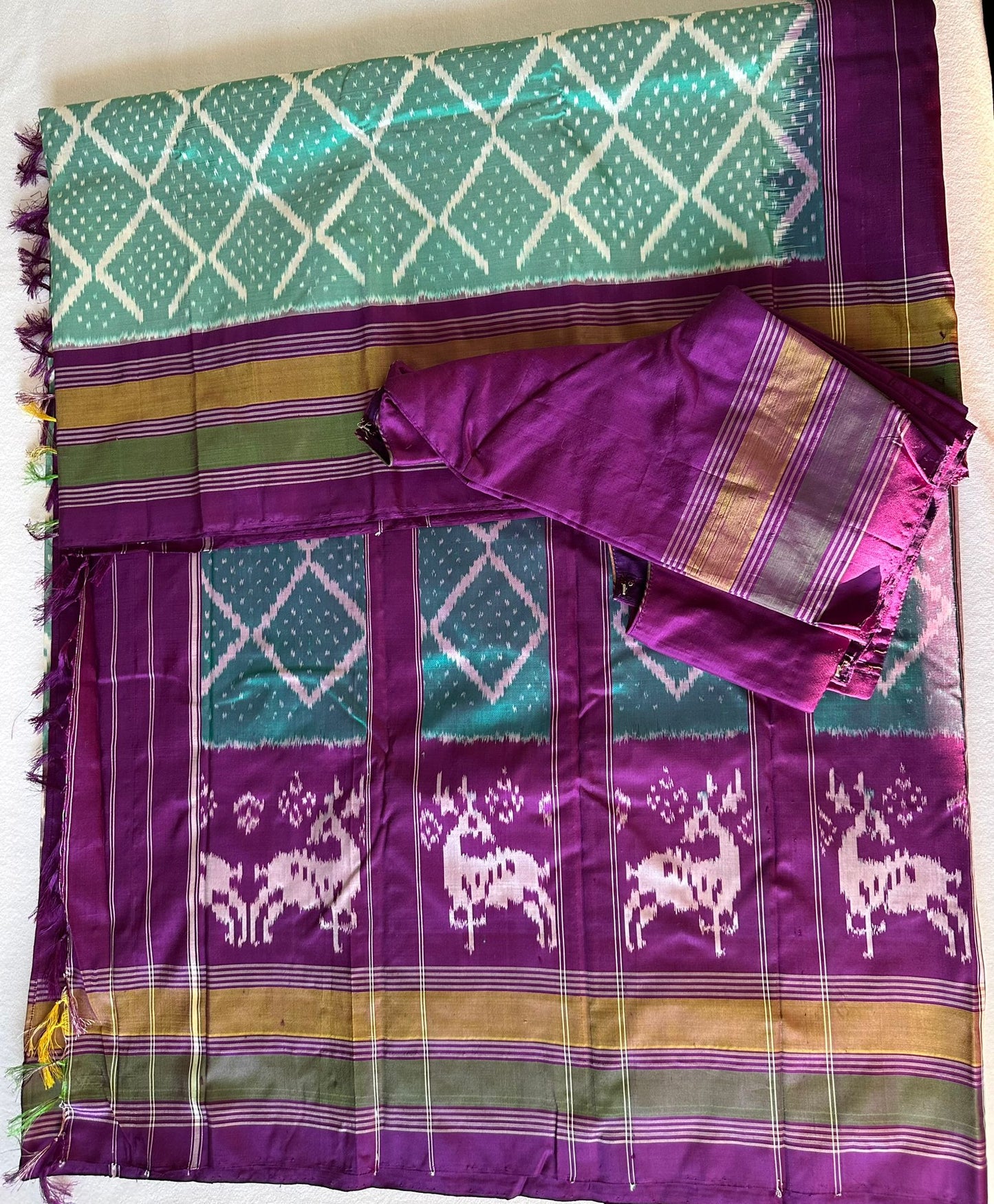 Green ang Purple Shade Double Weave Ikkat Patola Saree